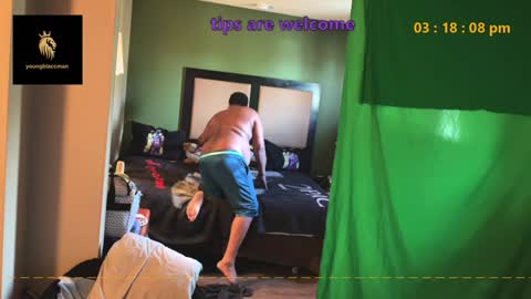 younblaccman6969 online show from 12-02-24, 09:17