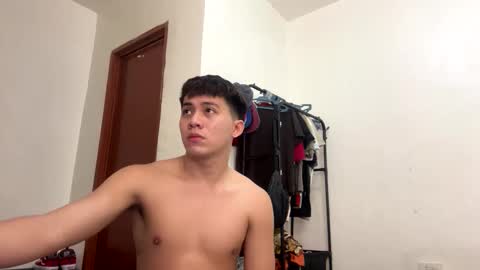 Snapshot of your1sthunk chatting on 02-26-26, 05:01 Cyrus online show from 02-26-26, 05:01