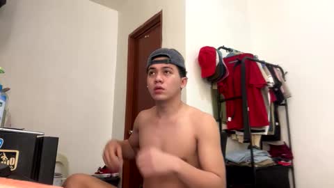 Snapshot of your1sthunk chatting on 03-09-26, 06:12 Cyrus online show from 03-09-26, 06:12