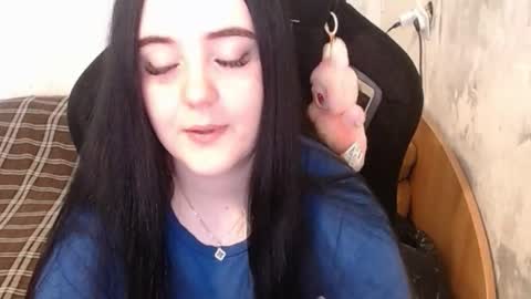 your_8a8y online show from 09-09-25, 12:05