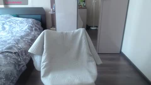 Maria Love online show from 03-07-25, 11:07