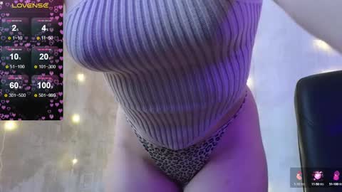 Snapshot of your__passion chatting on 01-01-25, 06:05 Im ur Passion online show from 01-01-25, 06:05