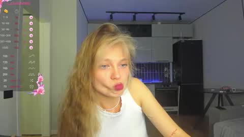 Alice online show from 10-06-25, 10:40