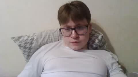 Snapshot of your_boyfriend123 chatting on 02-17-26, 02:24 Max online show from 02-17-26, 02:24