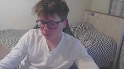 Max online show from 05-28-26, 08:44