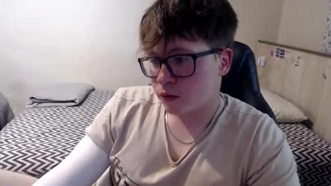 Max online show from 06-06-26, 07:35