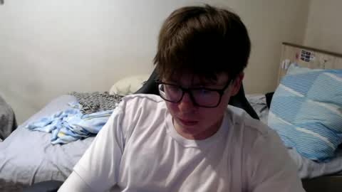 Max online show from 06-25-26, 05:12