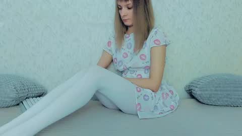 Lily online show from 01-14-25, 06:34