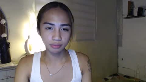 Snapshot of your_girl_cessxoxo chatting on 04-27-26, 04:49 your_girl_cessxoxo online show from 04-27-26, 04:49