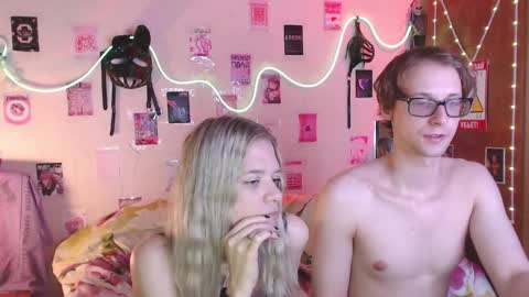 Your Horny Friends online show from 09-17-25, 02:30