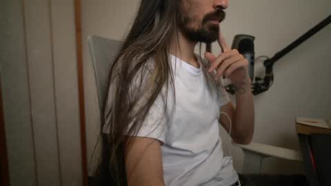 Snapshot of your_ice_cream chatting on 04-20-26, 03:26 Siebel. online show from 04-20-26, 03:26