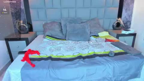 your_lady_milf online show from 06-19-26, 07:28