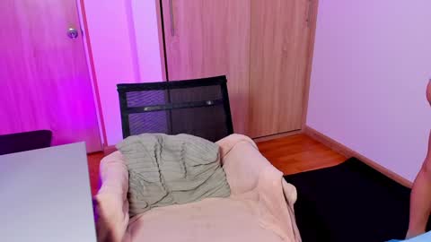 your_little_ online show from 12-11-24, 11:19