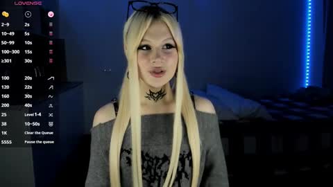 Snapshot of your_little_eva chatting on 03-06-25, 10:04 Eva online show from 03-06-25, 10:04