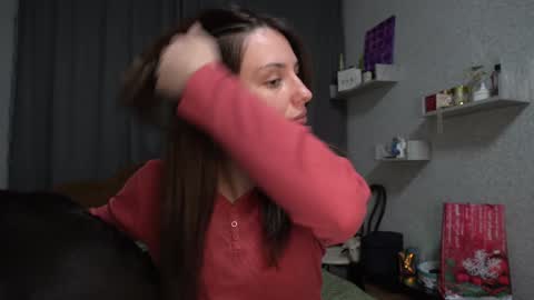 Snapshot of your_little_flexible_girl chatting on 01-04-25, 09:52 Meri online show from 01-04-25, 09:52
