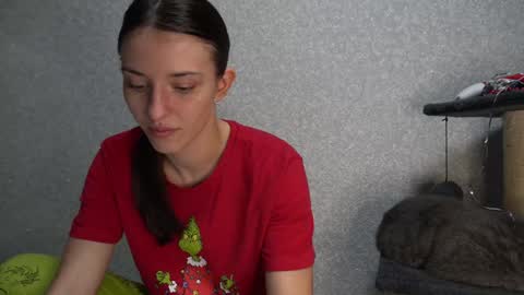 Snapshot of your_little_flexible_girl chatting on 01-23-25, 08:56 Meri online show from 01-23-25, 08:56