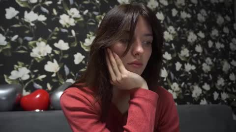 Snapshot of your_little_flexible_girl chatting on 02-16-25, 12:19 Meri online show from 02-16-25, 12:19