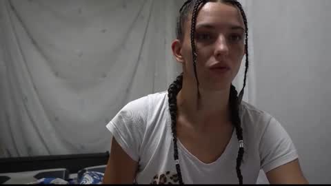Snapshot of your_little_flexible_girl chatting on 09-19-25, 08:42 Meri online show from 09-19-25, 08:42