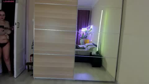 Snapshot of your_pennyy_ chatting on 03-04-26, 06:03 Pennyy online show from 03-04-26, 06:03