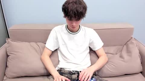 Snapshot of your_shy_guy chatting on 02-11-26, 06:24 your_shy_guy online show from 02-11-26, 06:24