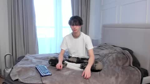 Snapshot of your_shy_guy chatting on 03-02-26, 06:36 your_shy_guy online show from 03-02-26, 06:36