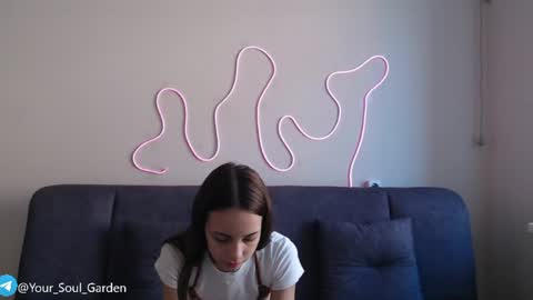 Snapshot of your_soul_garden chatting on 08-04-26, 11:40 Zoe online show from 08-04-26, 11:40