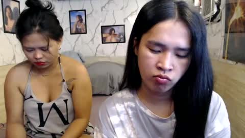 your_twinkletoes18 online show from 06-23-26, 02:09