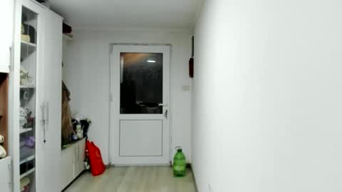 Snapshot of your_victoria chatting on 02-17-26, 06:47 Your Victoria online show from 02-17-26, 06:47