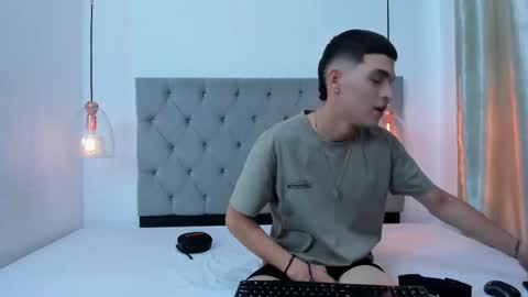 Angel online show from 03-17-26, 01:14