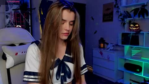 Anikka online show from 10-27-25, 08:02