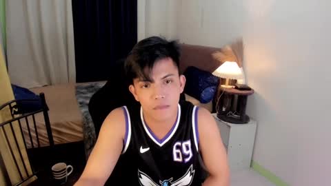 yourasian_bradley online show from 02-27-25, 06:42