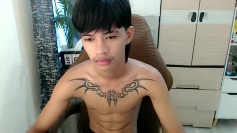 Snapshot of yourasian_eric chatting on 04-07-26, 05:19 yourasian_eric online show from 04-07-26, 05:19