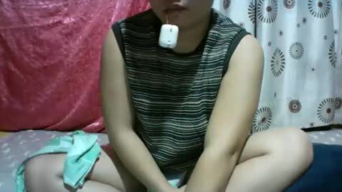 Snapshot of yourasian_lover29 chatting on 02-06-26, 12:30 yourasian_lover29 online show from 02-06-26, 12:30