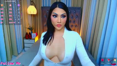 Snapshot of yourasiangoddess69 chatting on 04-06-26, 03:13 Goddess online show from 04-06-26, 03:13
