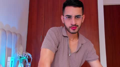 Snapshot of yourboynextdoor1 chatting on 01-04-25, 08:27 YOURBOYNEXTDOOR online show from 01-04-25, 08:27