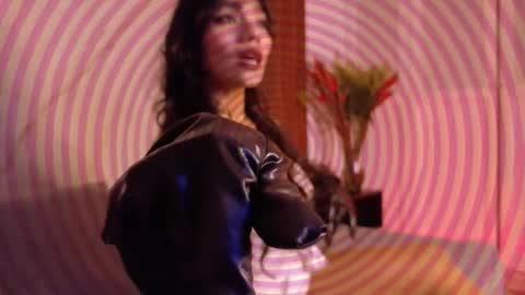 Selena online show from 02-03-26, 06:40