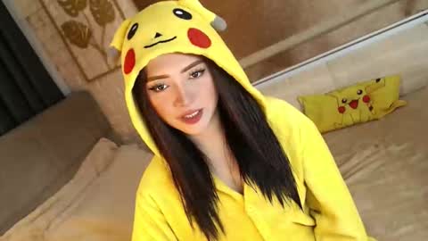 Snapshot of yourdevilsweettsx chatting on 10-24-25, 11:50 JEN online show from 10-24-25, 11:50