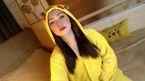 Snapshot of yourdevilsweettsx chatting on 11-22-25, 07:51 JEN online show from 11-22-25, 07:51