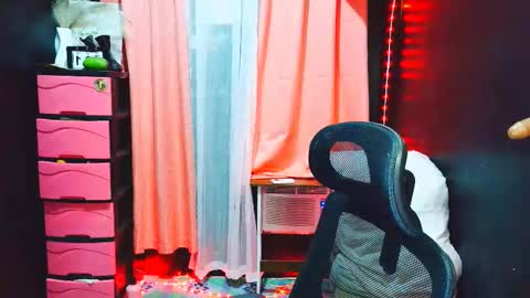 yourdirtygirl_lyla online show from 02-02-26, 07:23