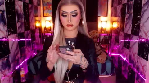 Kath Harper online show from 12-04-25, 01:59