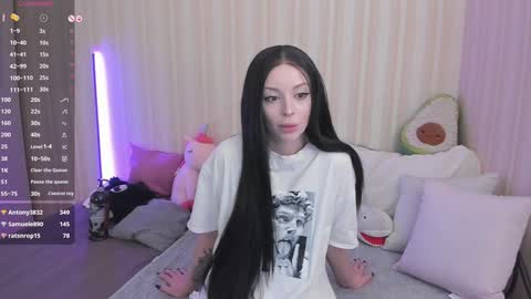 Mary online show from 01-21-25, 11:24