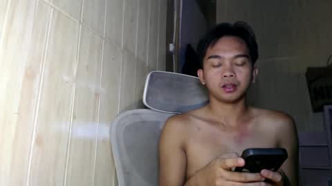 i am your dream boy  JR  online show from 10-31-25, 07:37