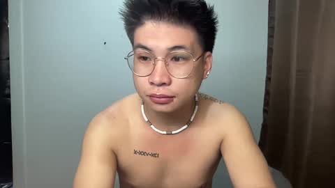 yourfantasyyy_ online show from 03-04-25, 05:53