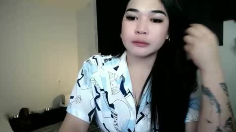 yourfantasyyy_ online show from 01-10-26, 01:18