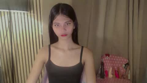 Snapshot of yourfavoratevivian chatting on 02-19-26, 02:46 Vivian online show from 02-19-26, 02:46