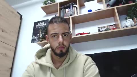 Snapshot of yourfavoritetallboy chatting on 11-05-25, 01:27 yourfavoritetallboy online show from 11-05-25, 01:27