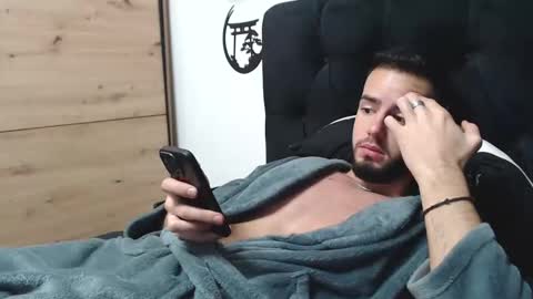 Snapshot of yourfavoritetallboy chatting on 01-11-26, 02:44 yourfavoritetallboy online show from 01-11-26, 02:44