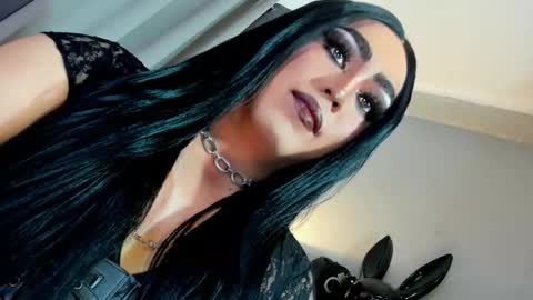  not into STINGY and CHEAP people online show from 11-07-25, 10:21