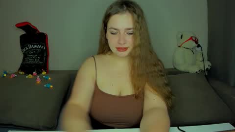 Snapshot of yourgem__ chatting on 12-22-25, 02:19 yourgem__ online show from 12-22-25, 02:19