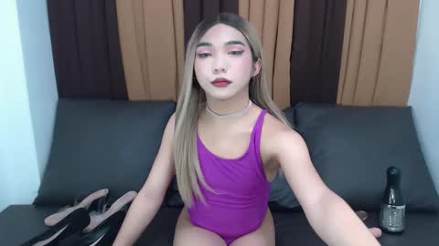 Goddess Yoshi online show from 02-21-25, 09:02